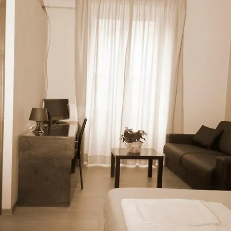 叙伊斯酒店 2* 热那亚